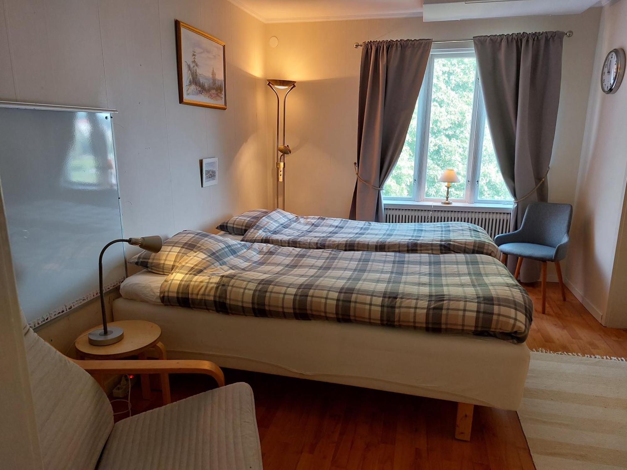 Flora Dekor Gaestgard, Lenagarden Pension Alingsås Buitenkant foto