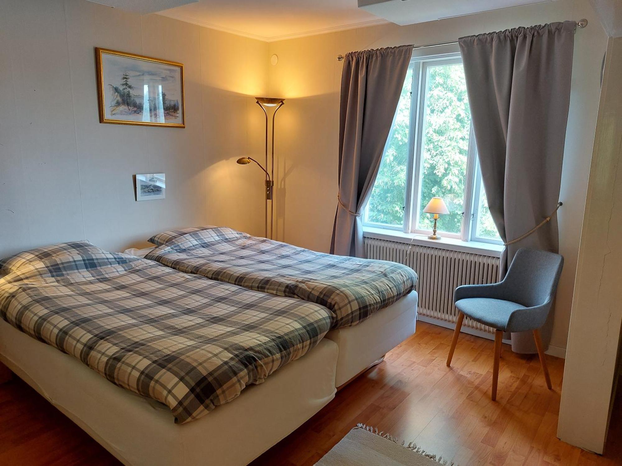 Flora Dekor Gaestgard, Lenagarden Pension Alingsås Buitenkant foto